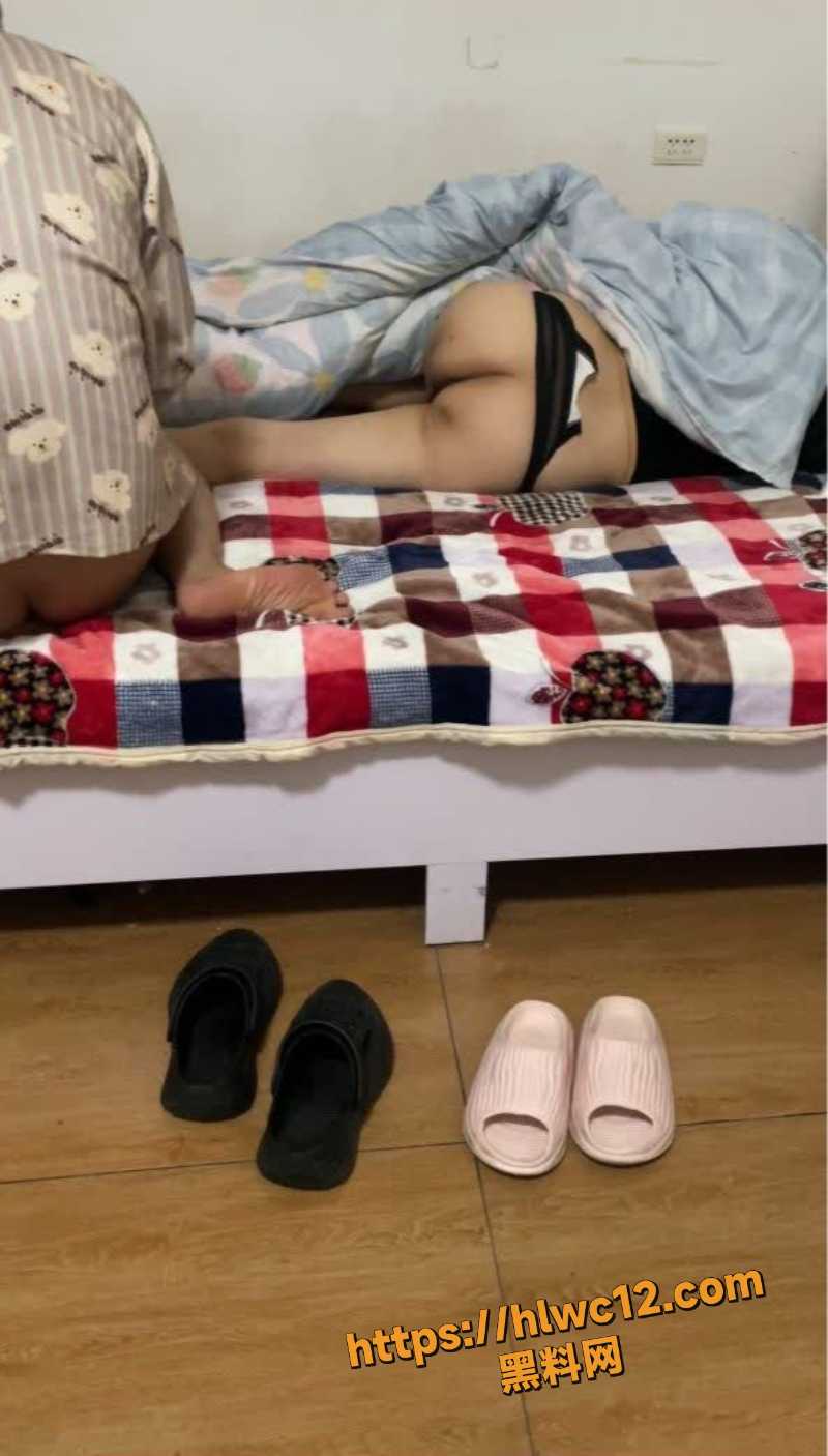 母子床上激战6
