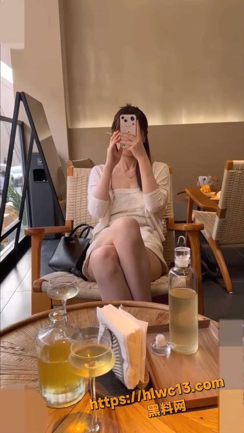 极品女大学生被操全过程曝光1
