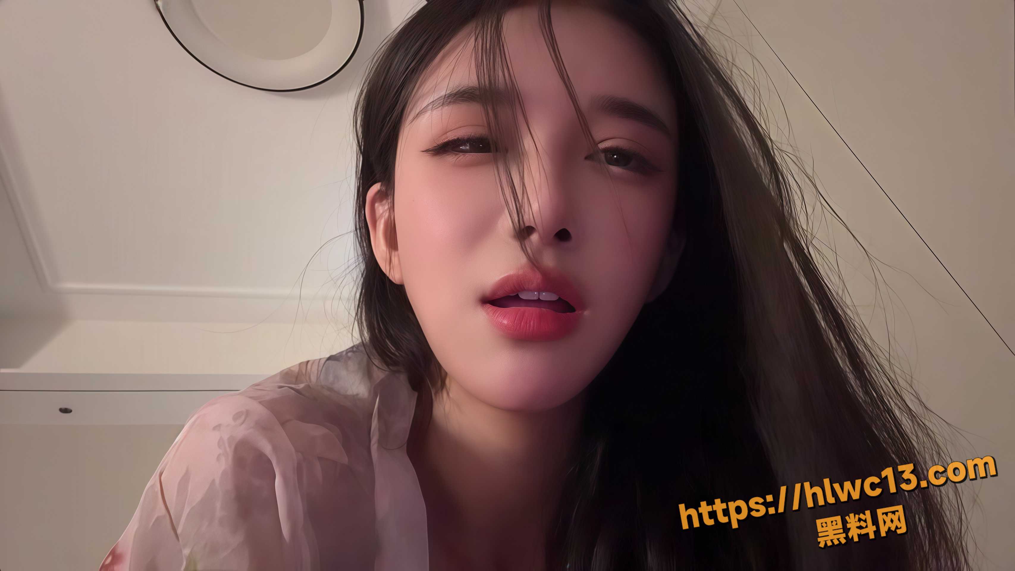 ASMR诱惑系列 小恩雅 丈夫出差时忍不住发骚 诱惑你体验那激情缠绵的夜晚！