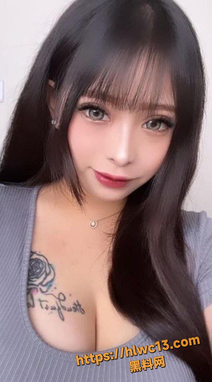 揉奶自慰4
