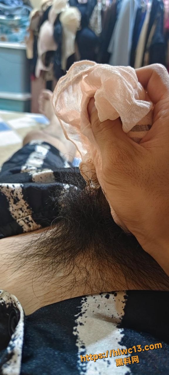 真实灌醉强奸内射亲姐 拼命反抗也逃不出我魔掌 亲姐的诱惑110集 海角社区