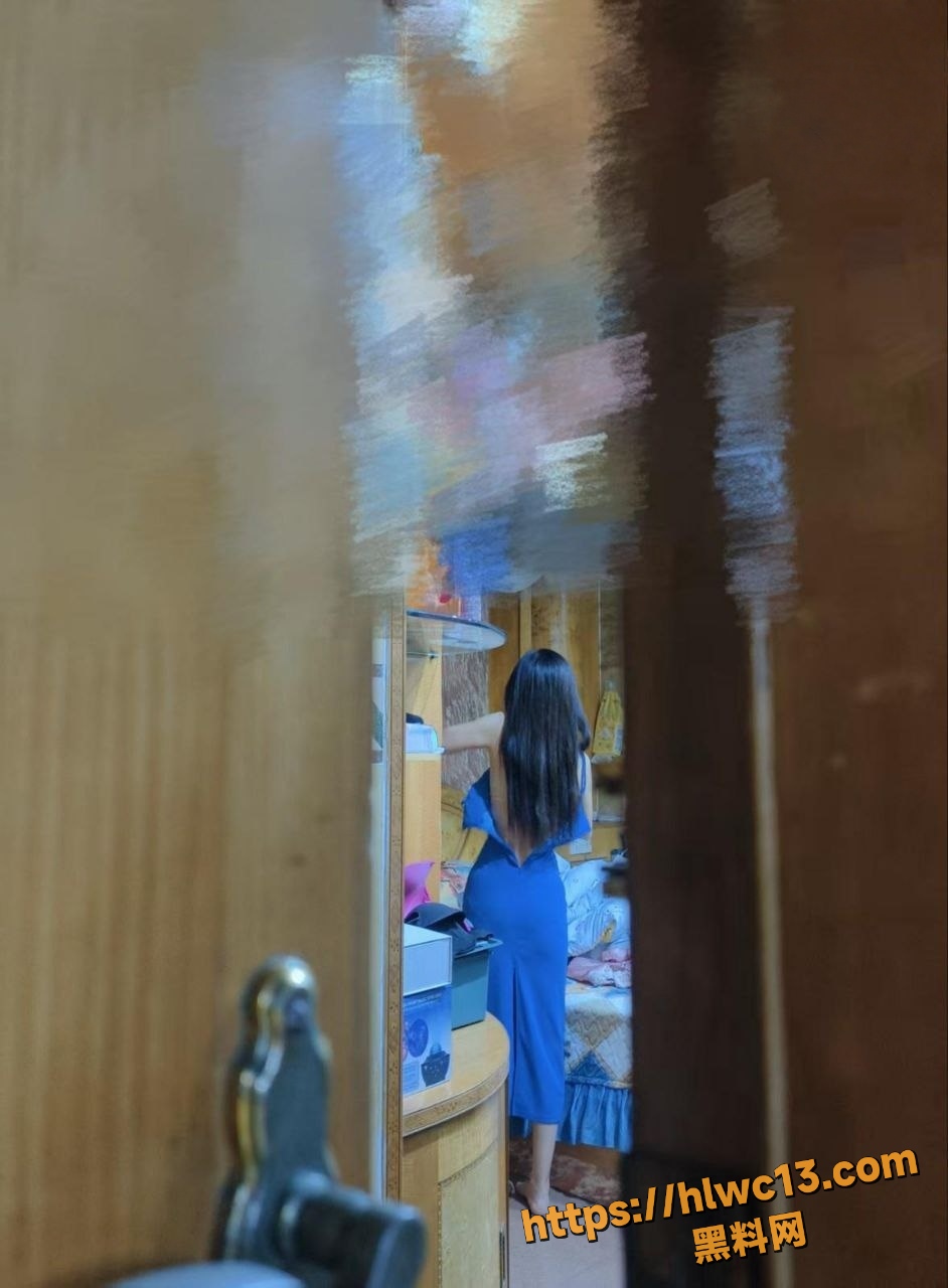 真实灌醉强奸内射亲姐 拼命反抗也逃不出我魔掌 亲姐的诱惑110集 海角社区