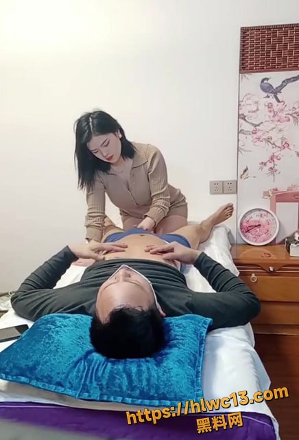 偷拍按摩店全套性爱服务视频1