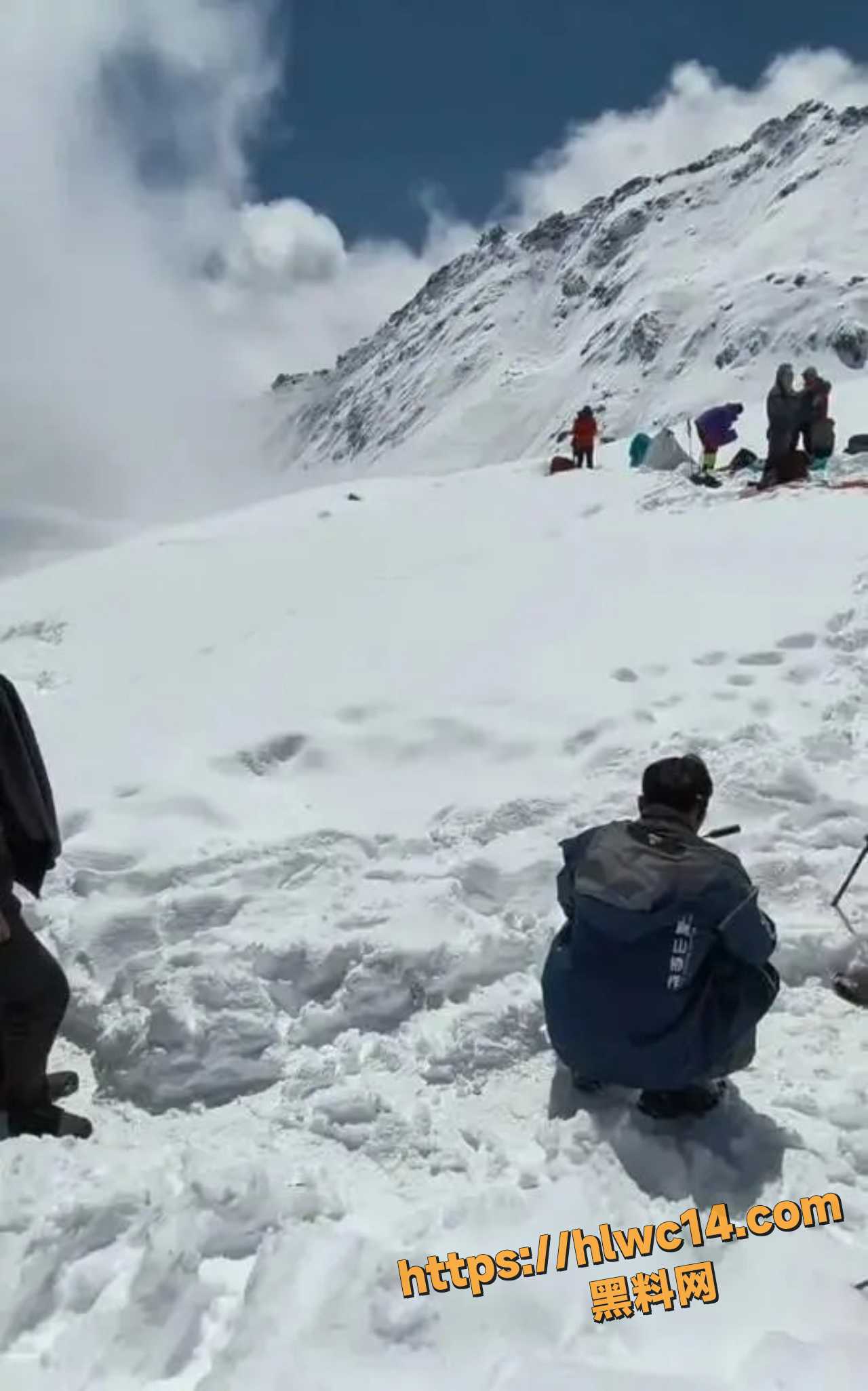 4600米营地高反失温身亡事件