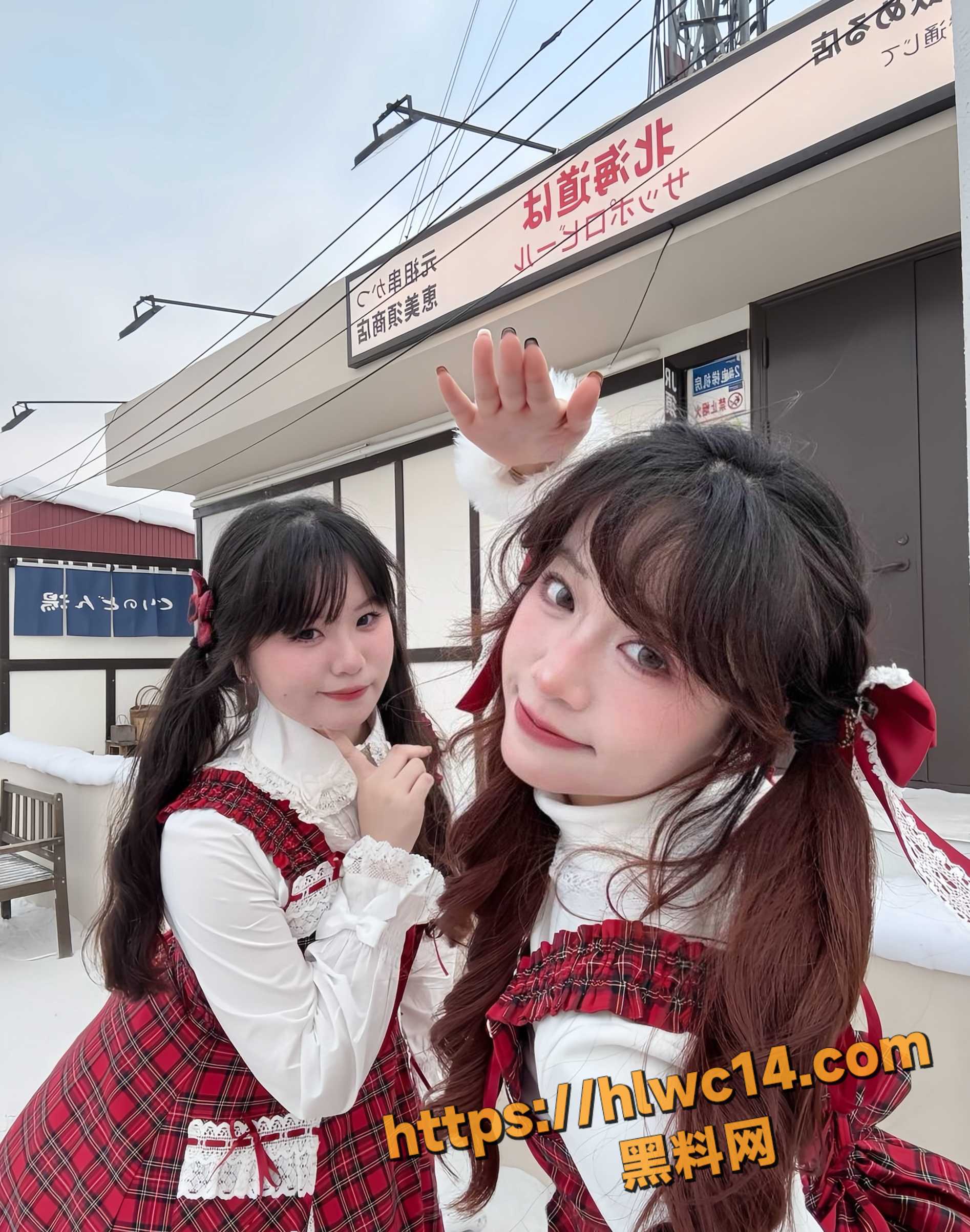 网红打卡地莉莉岛偷拍事件9