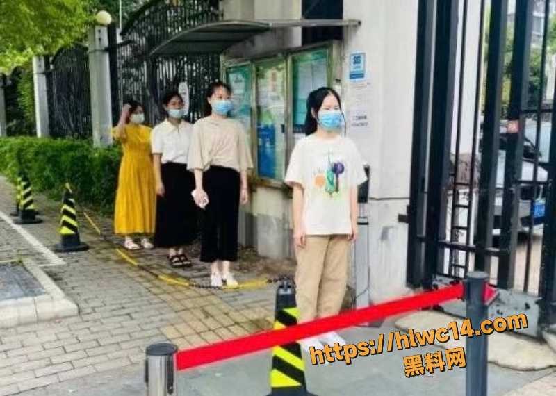 三花幼儿园女教师4