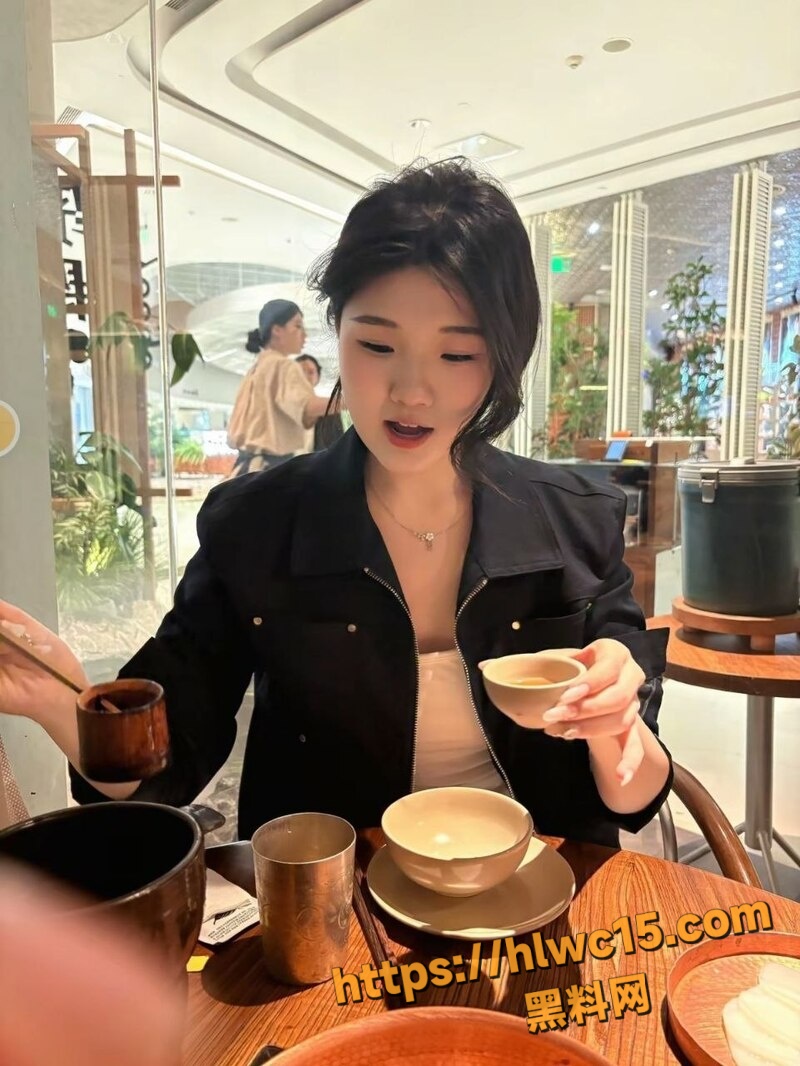 天津大学女研究生杨鑫苑2