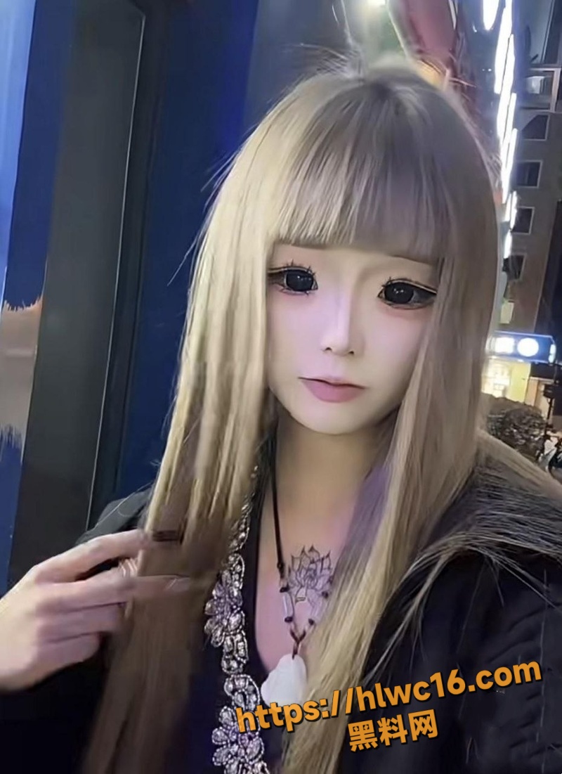 海角原创18岁技校纹身小妹1