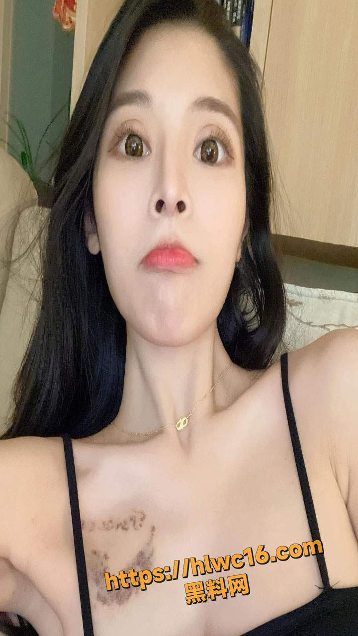 INS网红巨乳纹身师 SIANGCI 与前男友自拍性爱视频泄密流出 这身材太顶了6