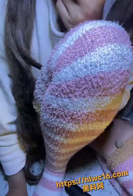 快手21岁女大学生自慰视频1