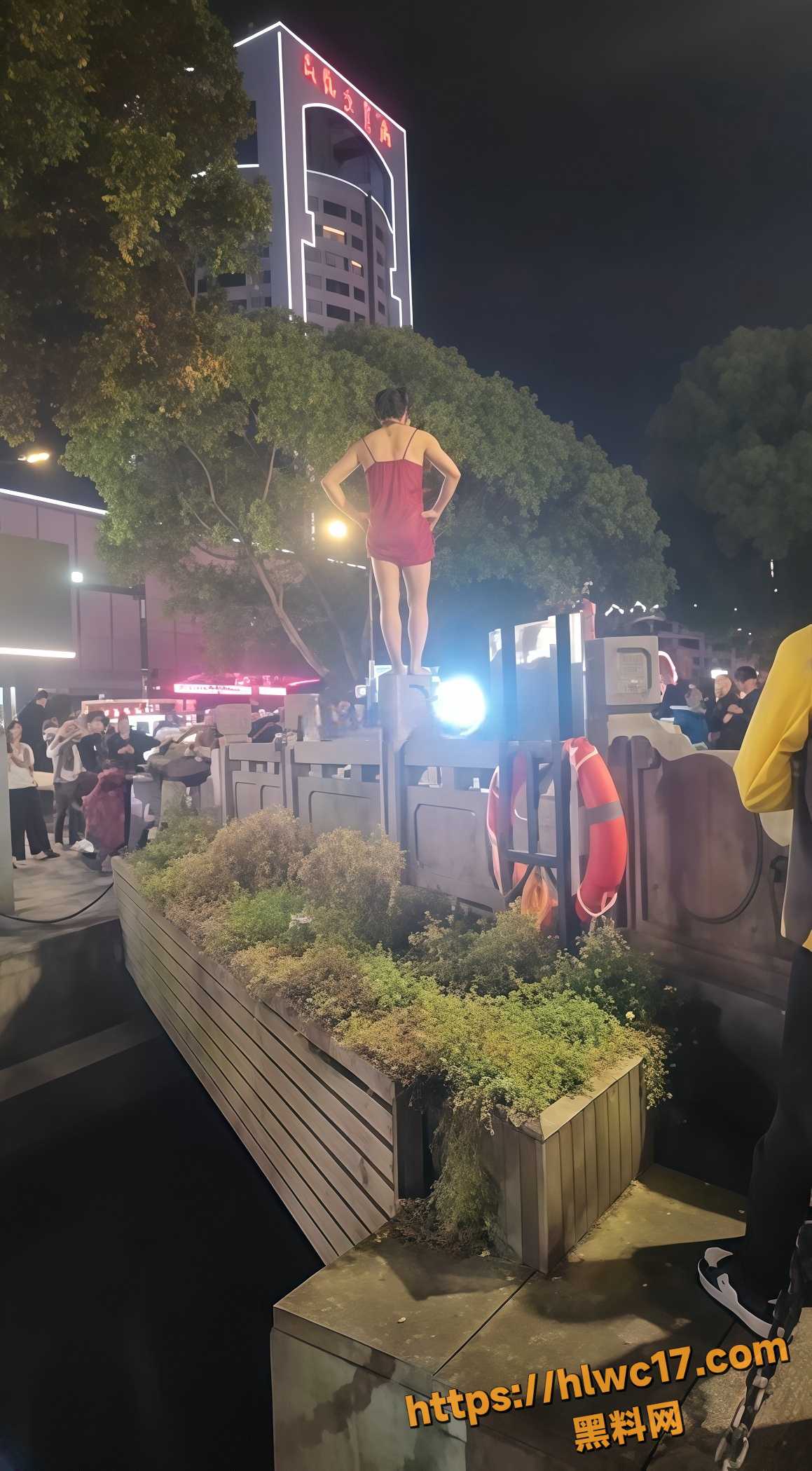 阿巴次阿祥跳河现场视频2