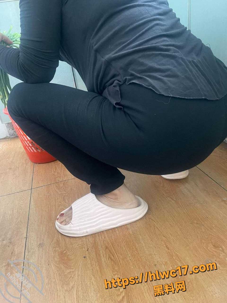 让妈妈喝鸡巴泡的牛奶视频   3