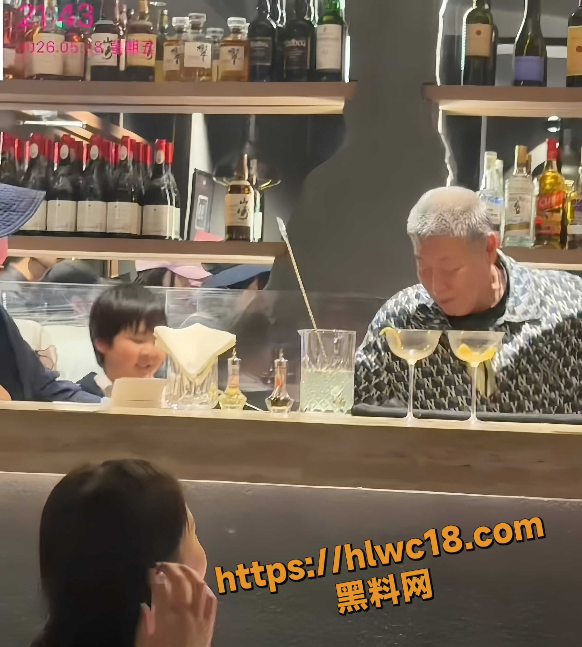 内娱明星张若昀3