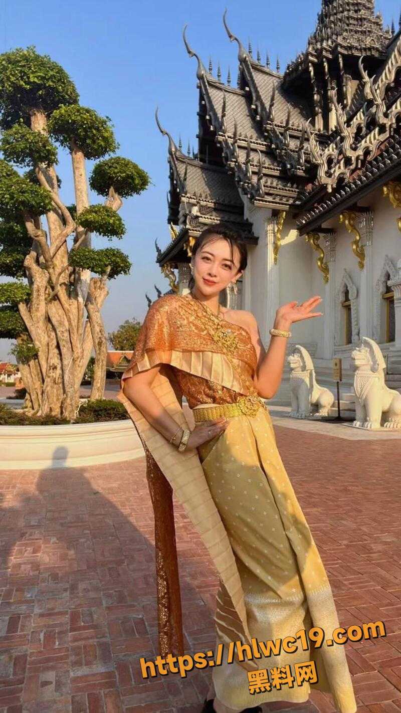 张花婷裸体发骚视频2