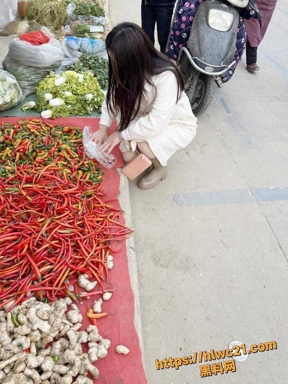美乳翘臀18
