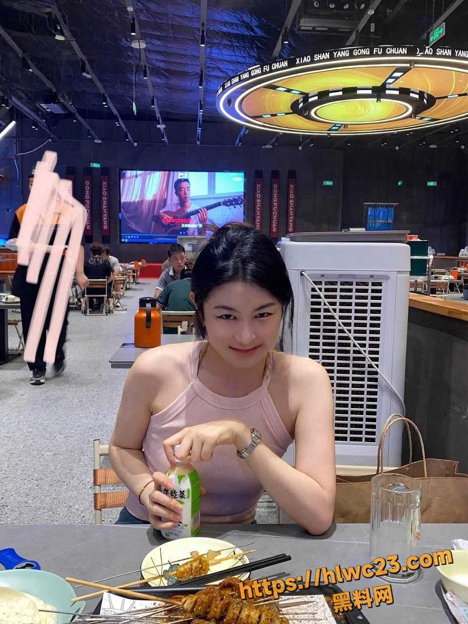 真实母子乱伦视频20