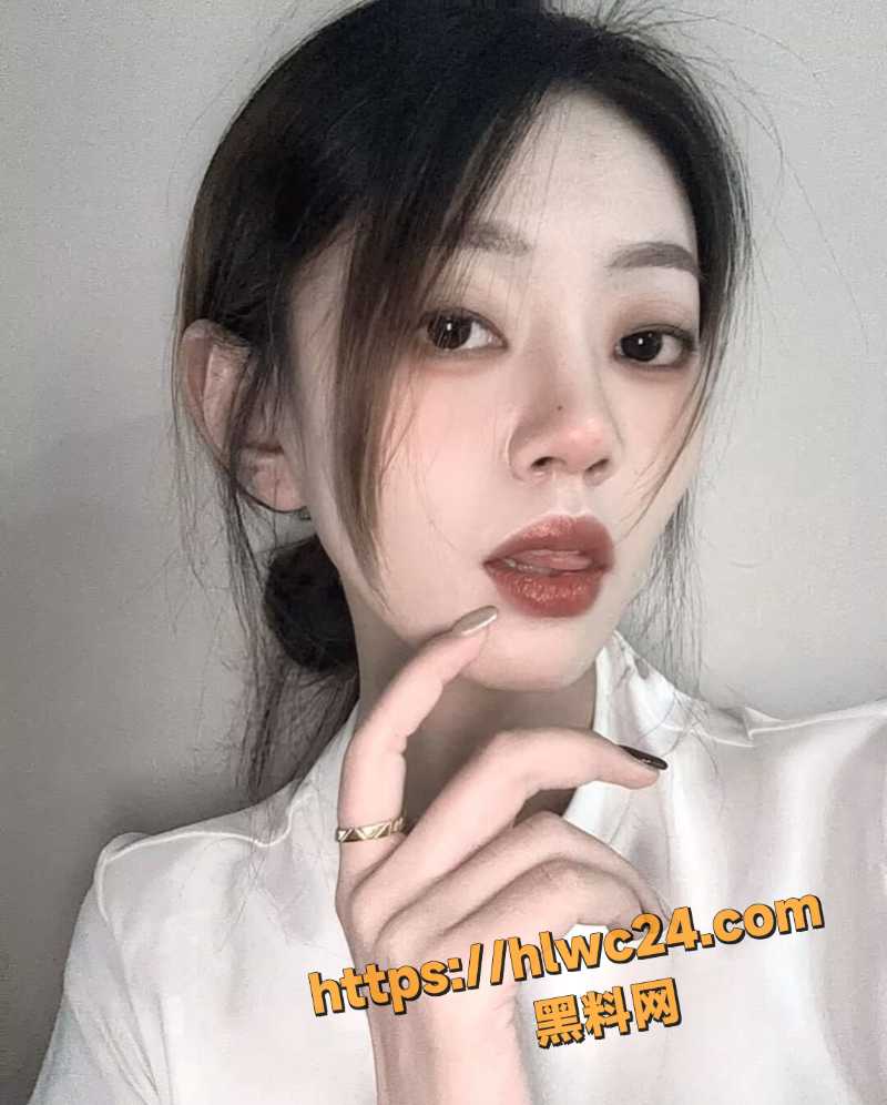 高颜值人妻吴琼偷情11