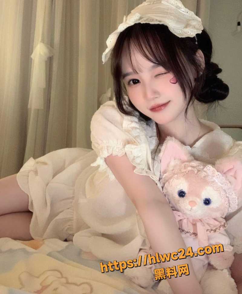  小远ovo第六弹定制双飞极品小萝莉1