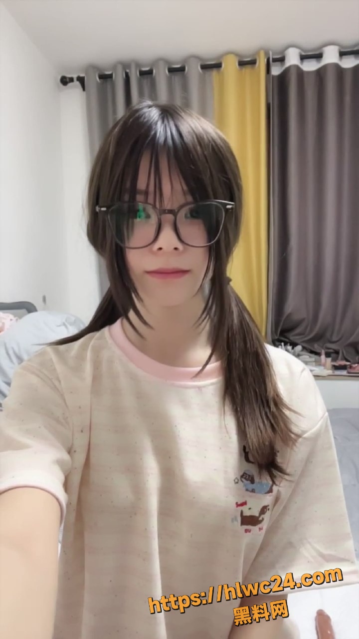 蛋糕小妹自慰真实反应1