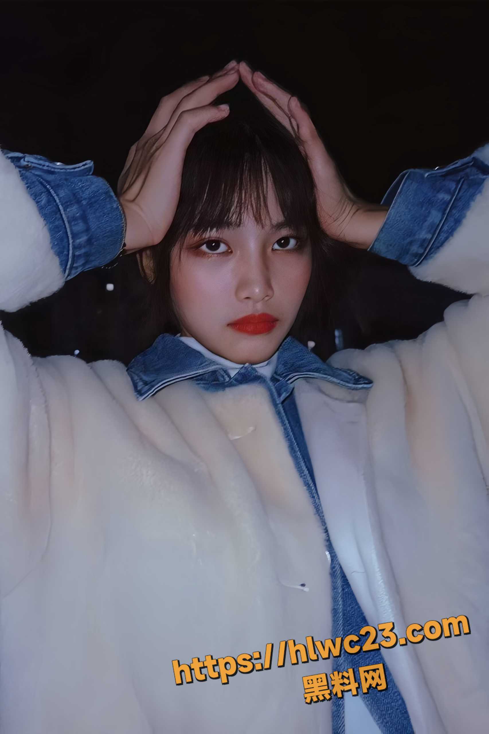 高颜值女大学生李欣欣2