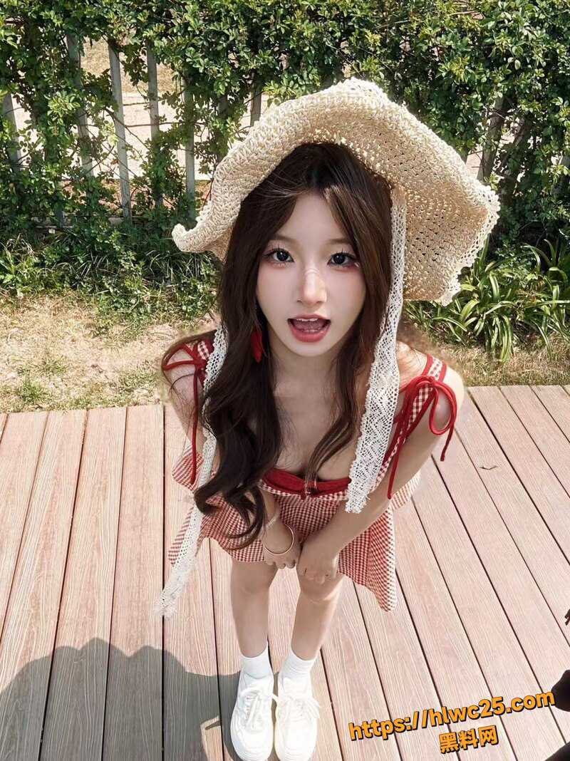 顶级反差婊自拍性爱1