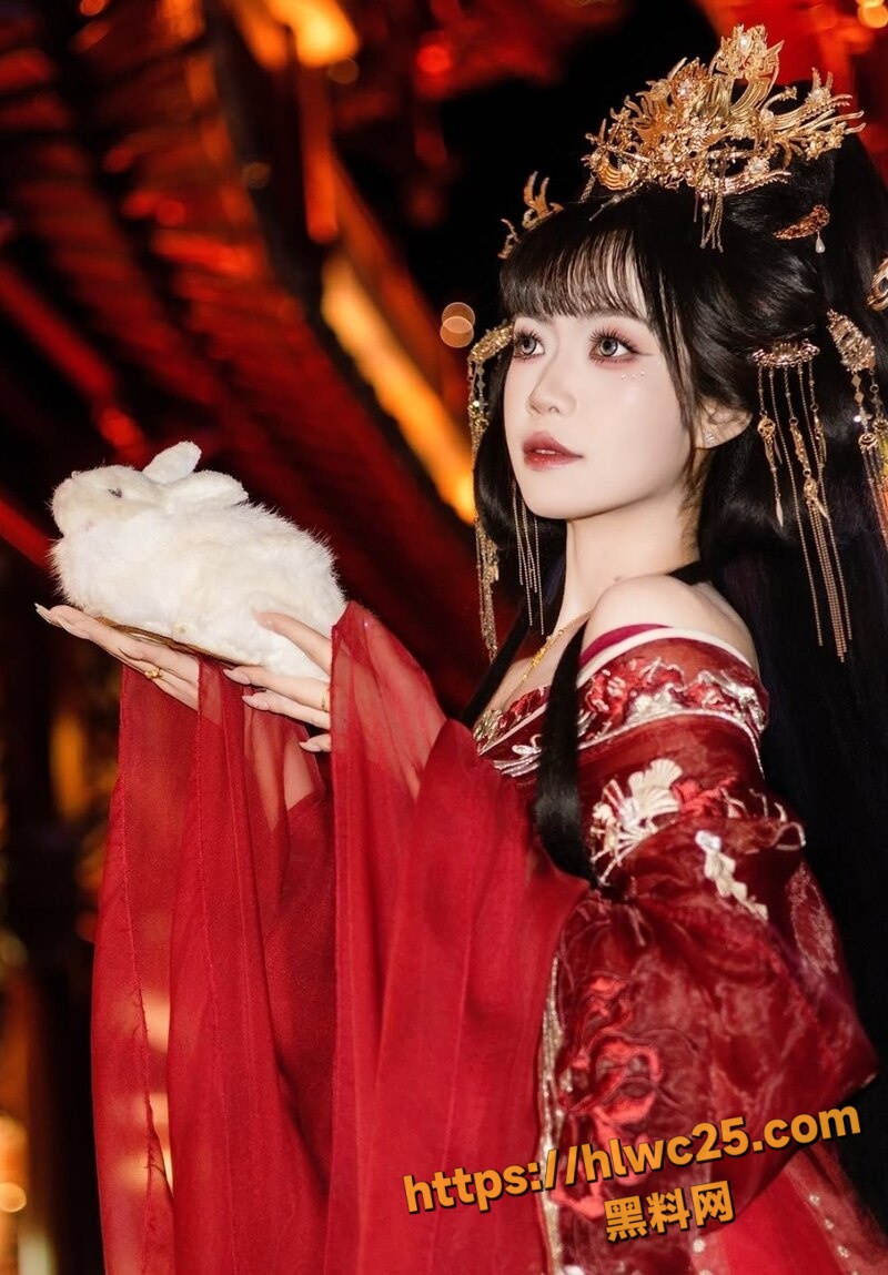 美甲师喆玲做爱视频外流2