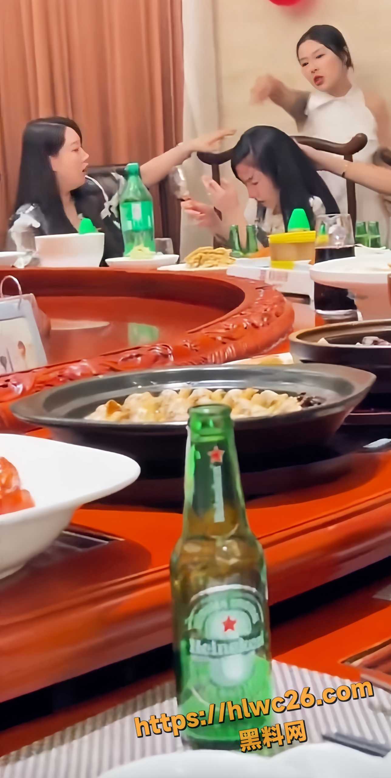 塑料姐妹花撕逼事件4