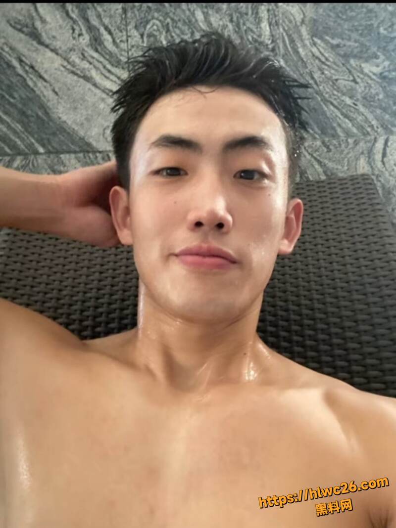 健身肌肉男私密性爱2