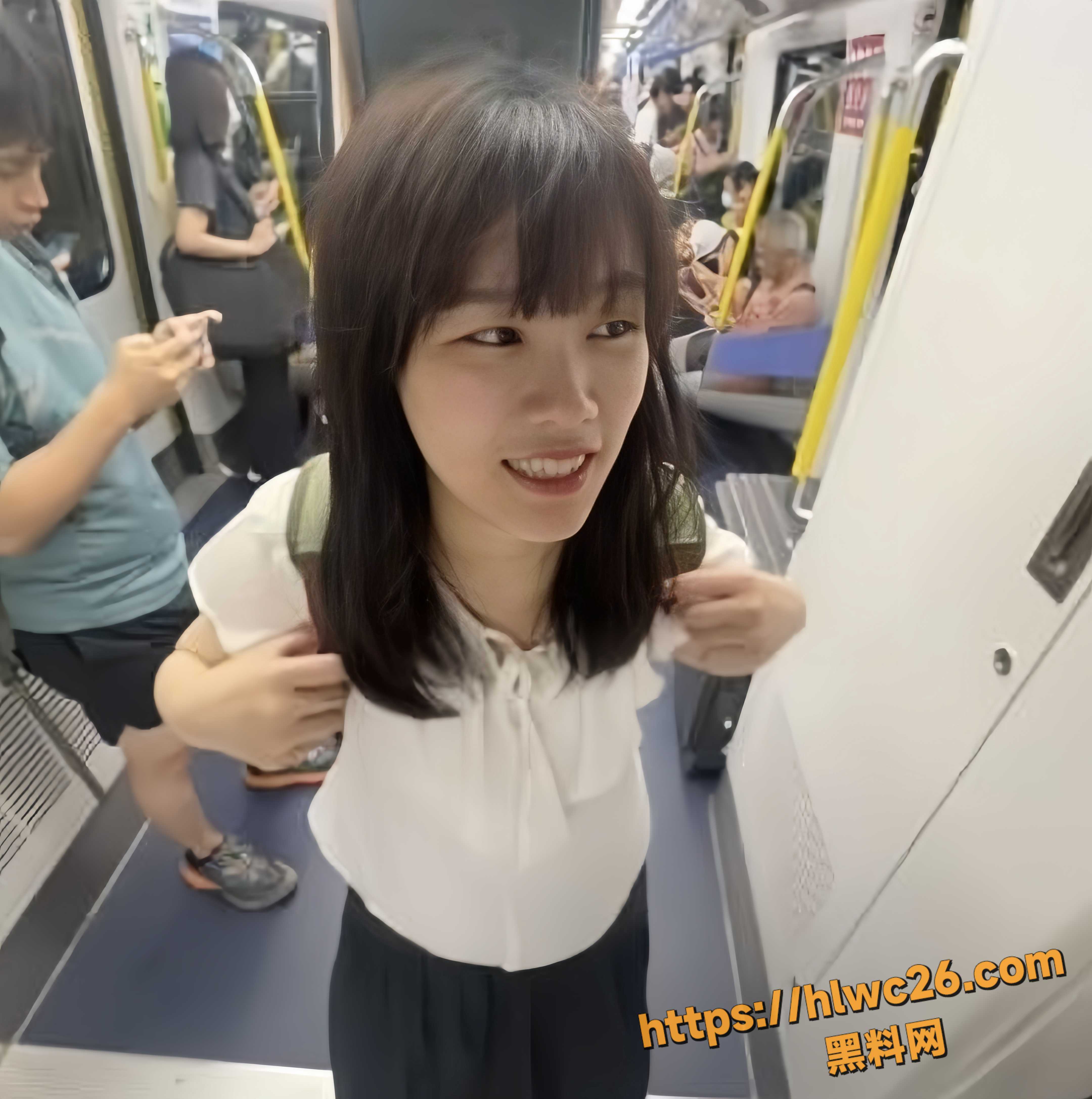吴佳美口交视频14