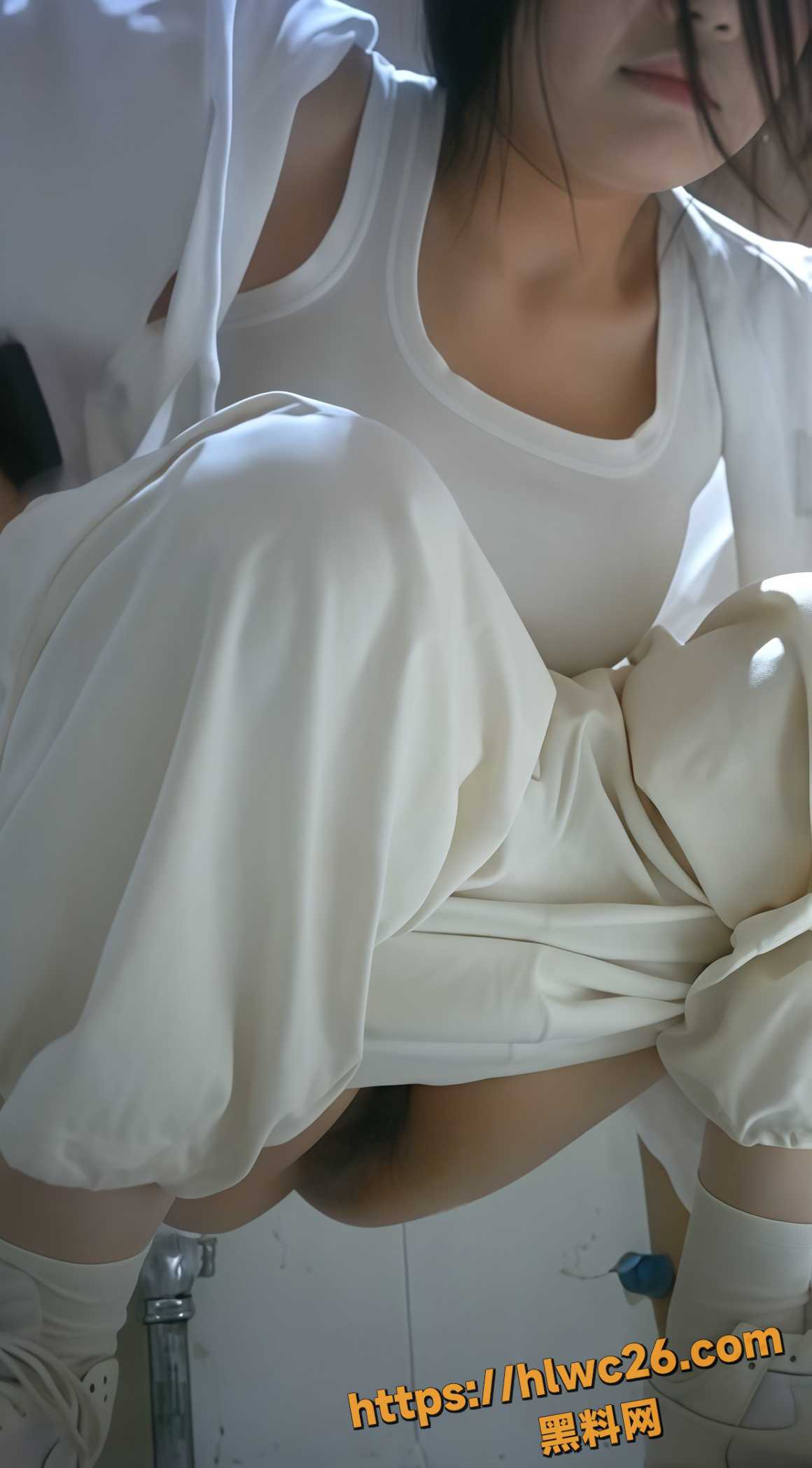 极品少妇放尿瞬间2