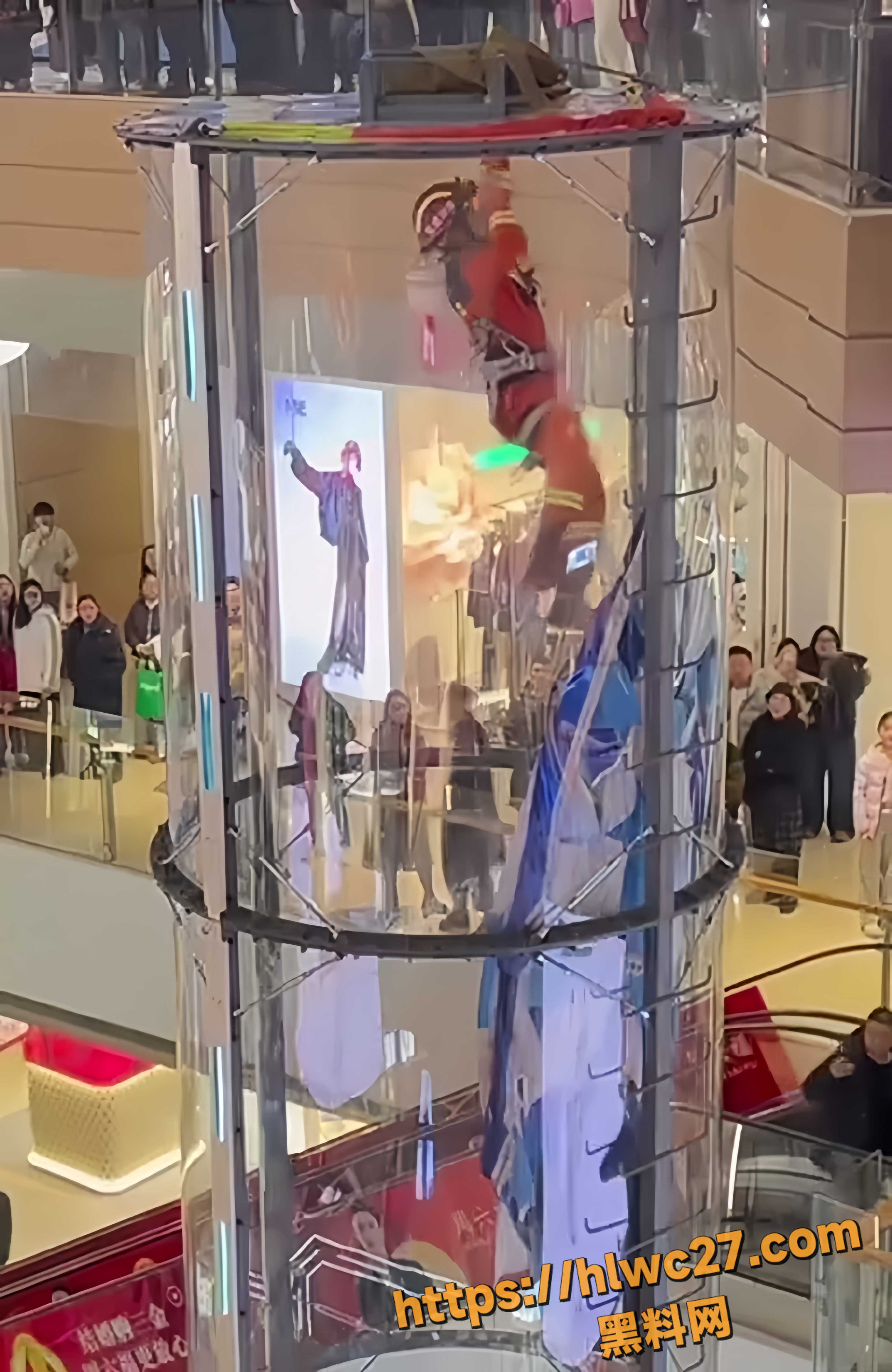 7岁儿童游乐区获救1