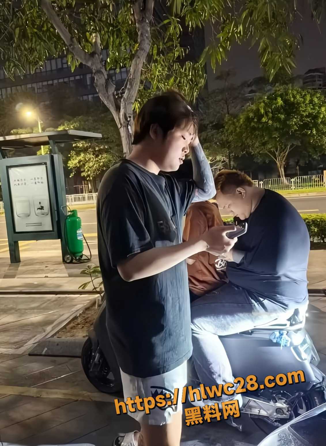 深圳抖音小网红赵俊逸2
