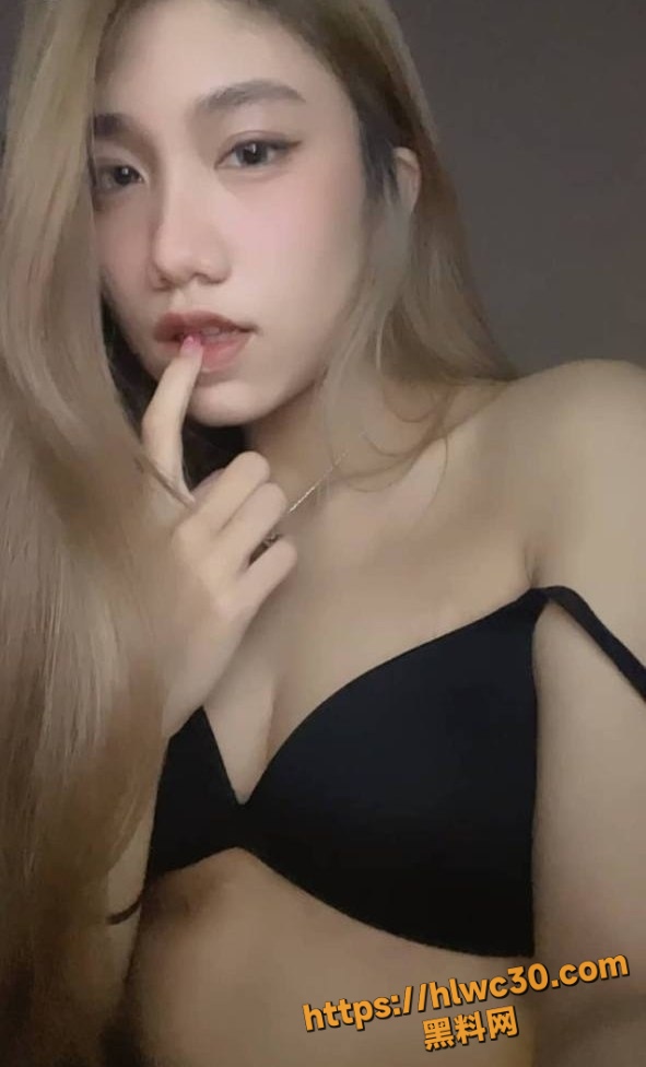 刘慕妍不雅视频8