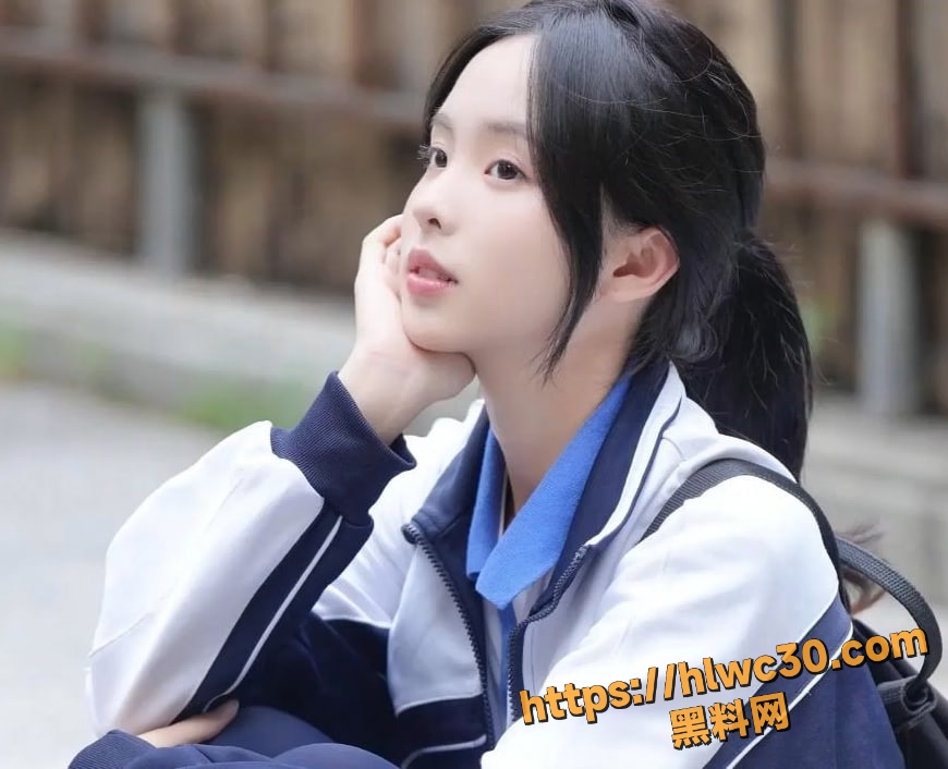 18岁大一学妹私密视频流出