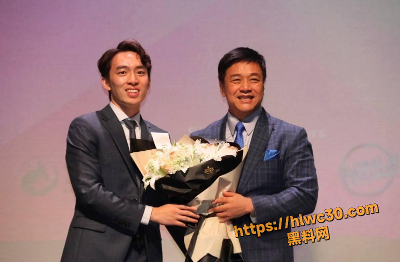 港科大教授饶安逸被实名举报5