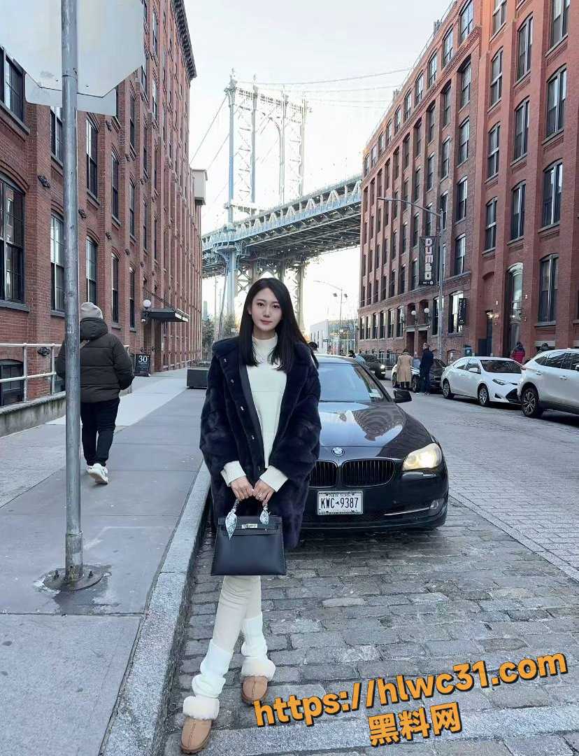 陈涛电梯亲嘴视频15