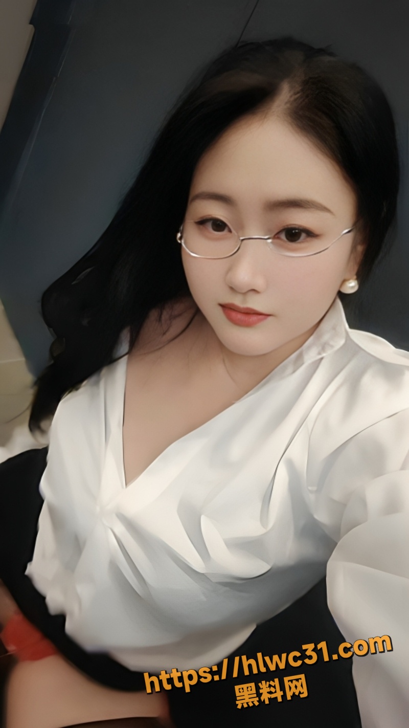 巨乳淫妻娍原创新作1