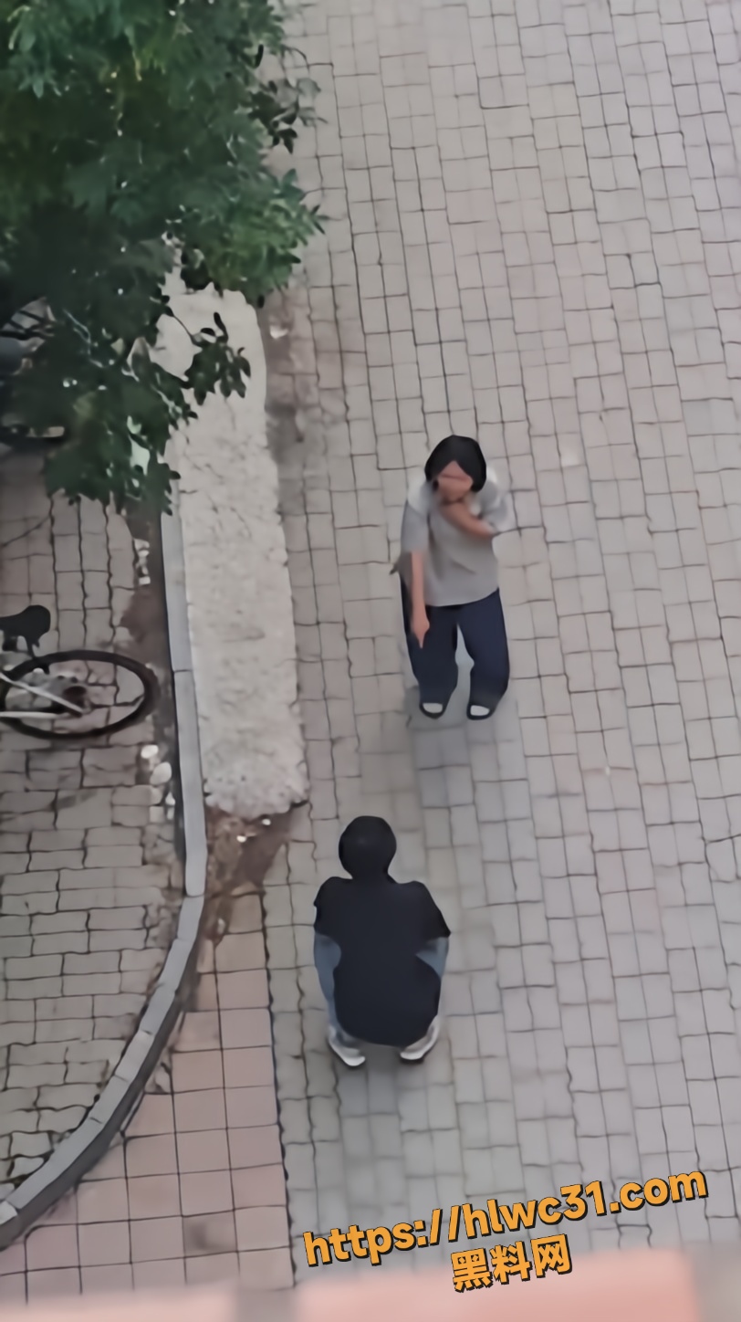 女生意外怀孕逼男生下跪事件7
