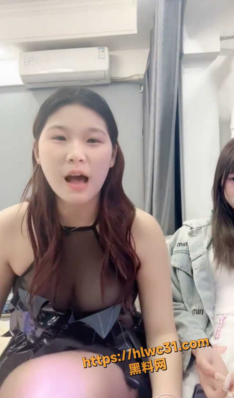 巨乳女大沐苒苒裸舞视频1