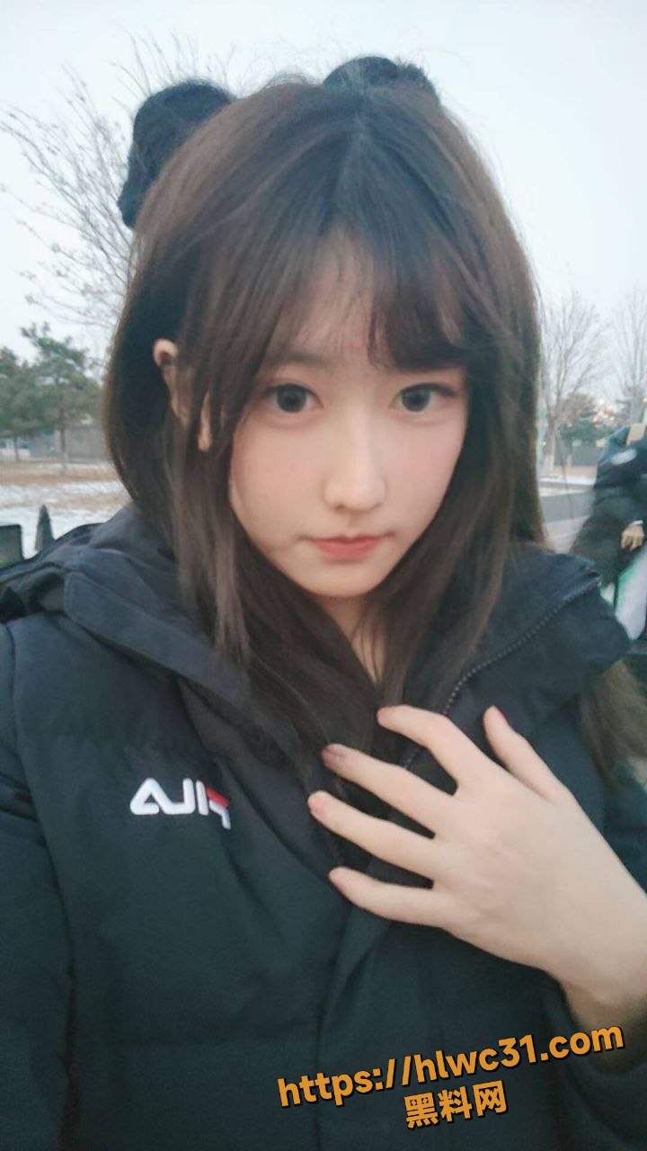 素人女Coser分手泄密视频1