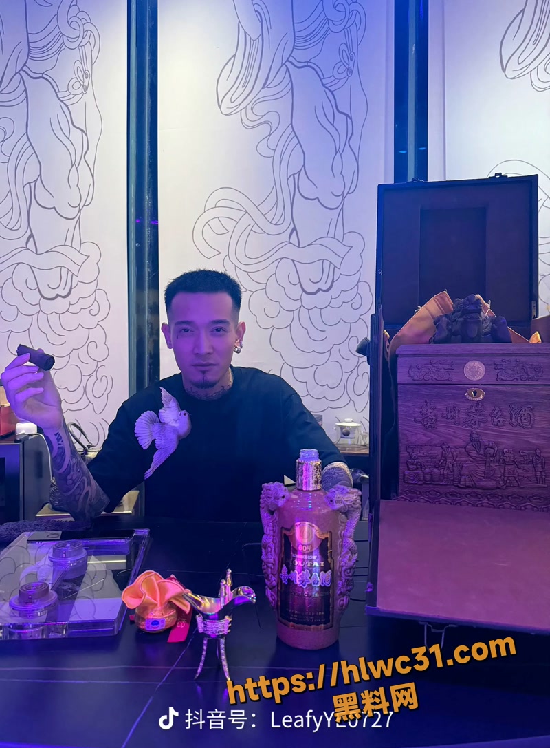 02AK刀枪不入被殴打在地1 2wm