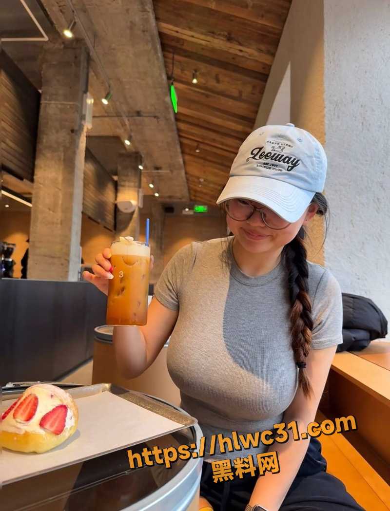 小燕来了80F巨乳诱惑7