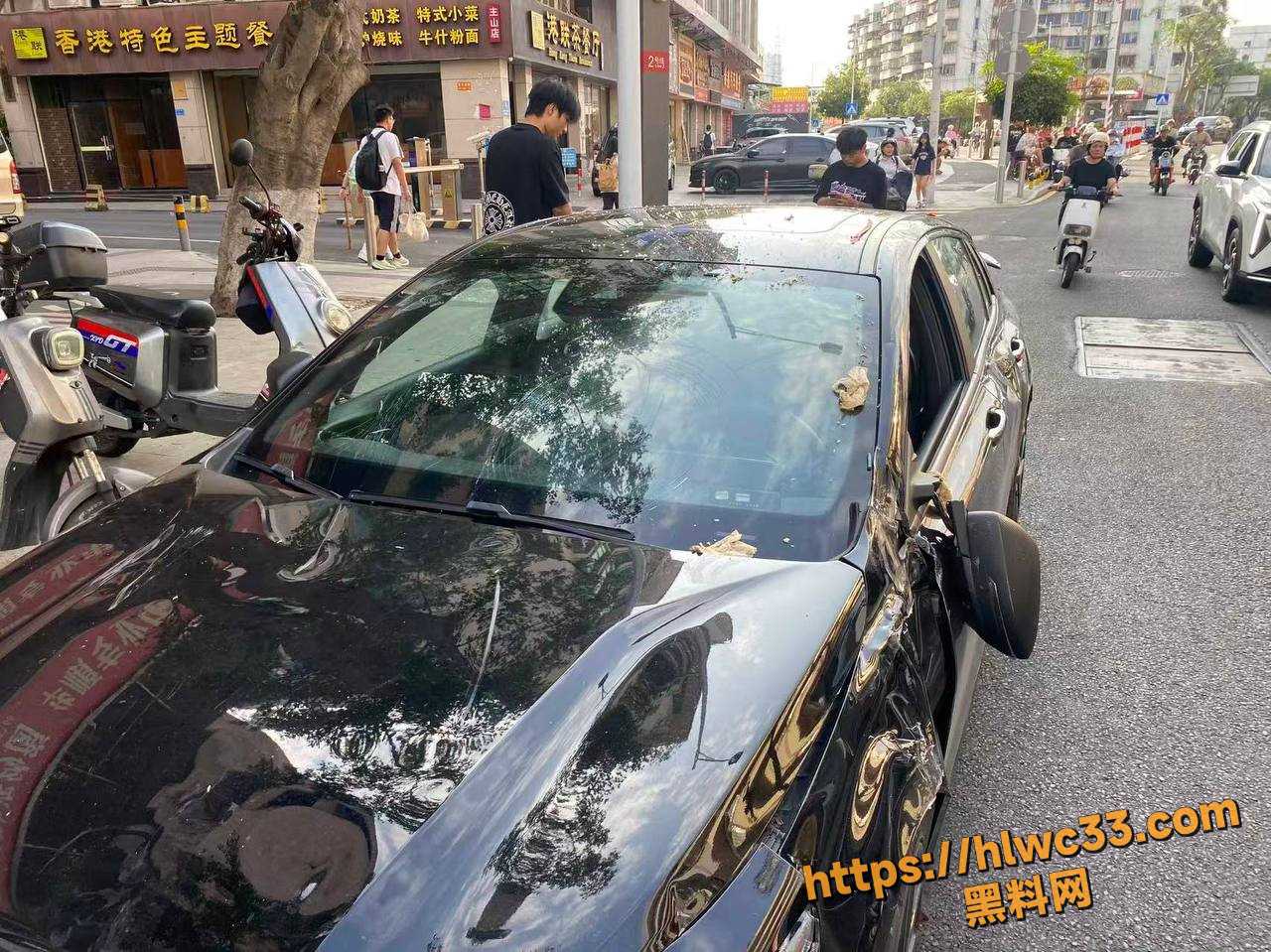 精神小伙飙车4