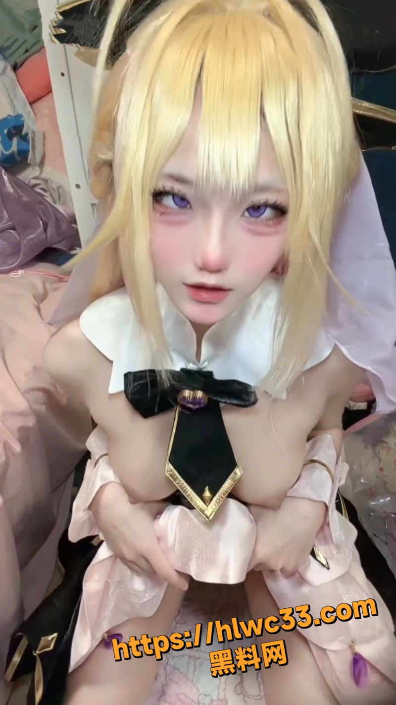 废柴少女cos露露卡6
