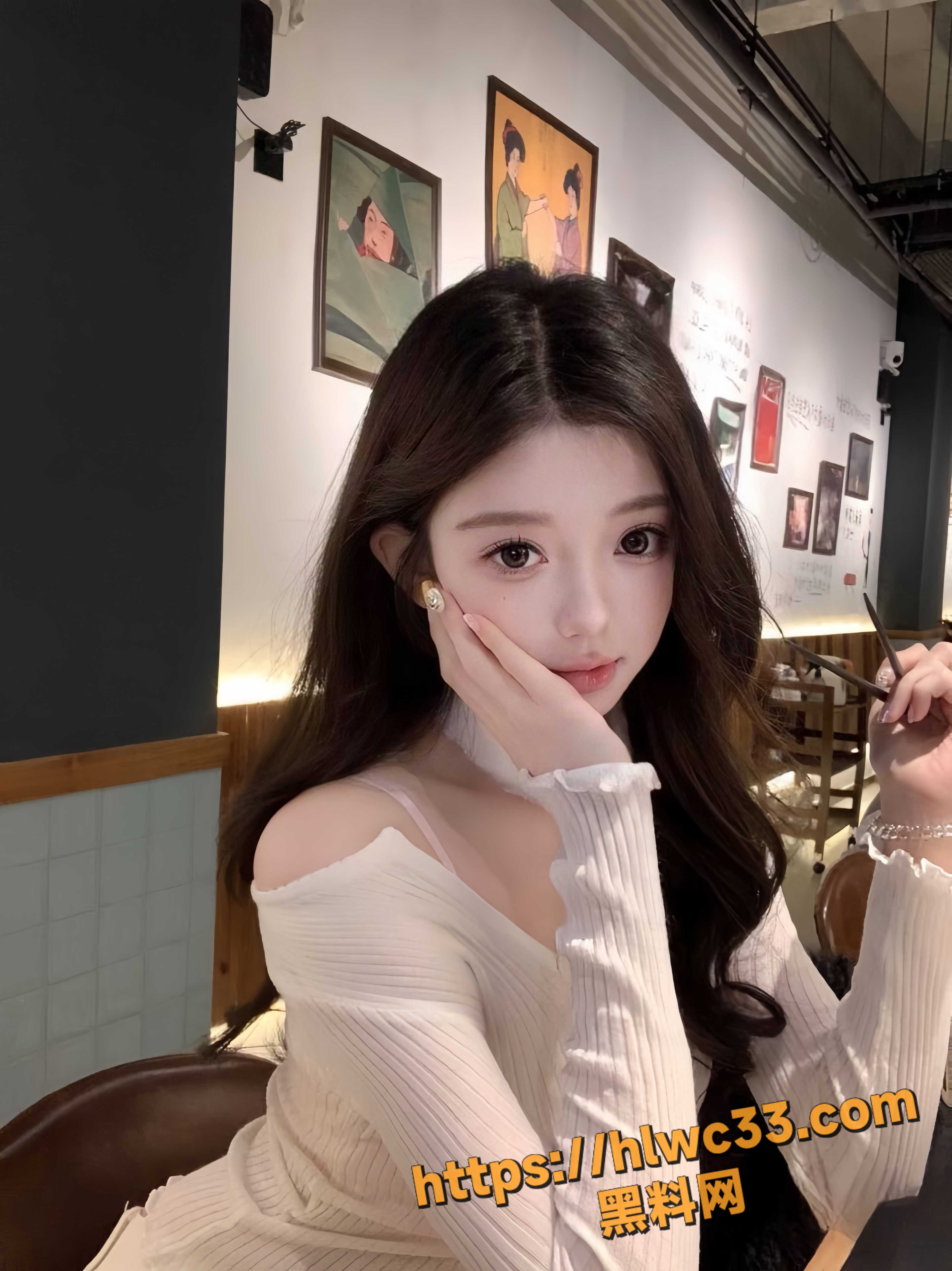 桃子多人群交视频3