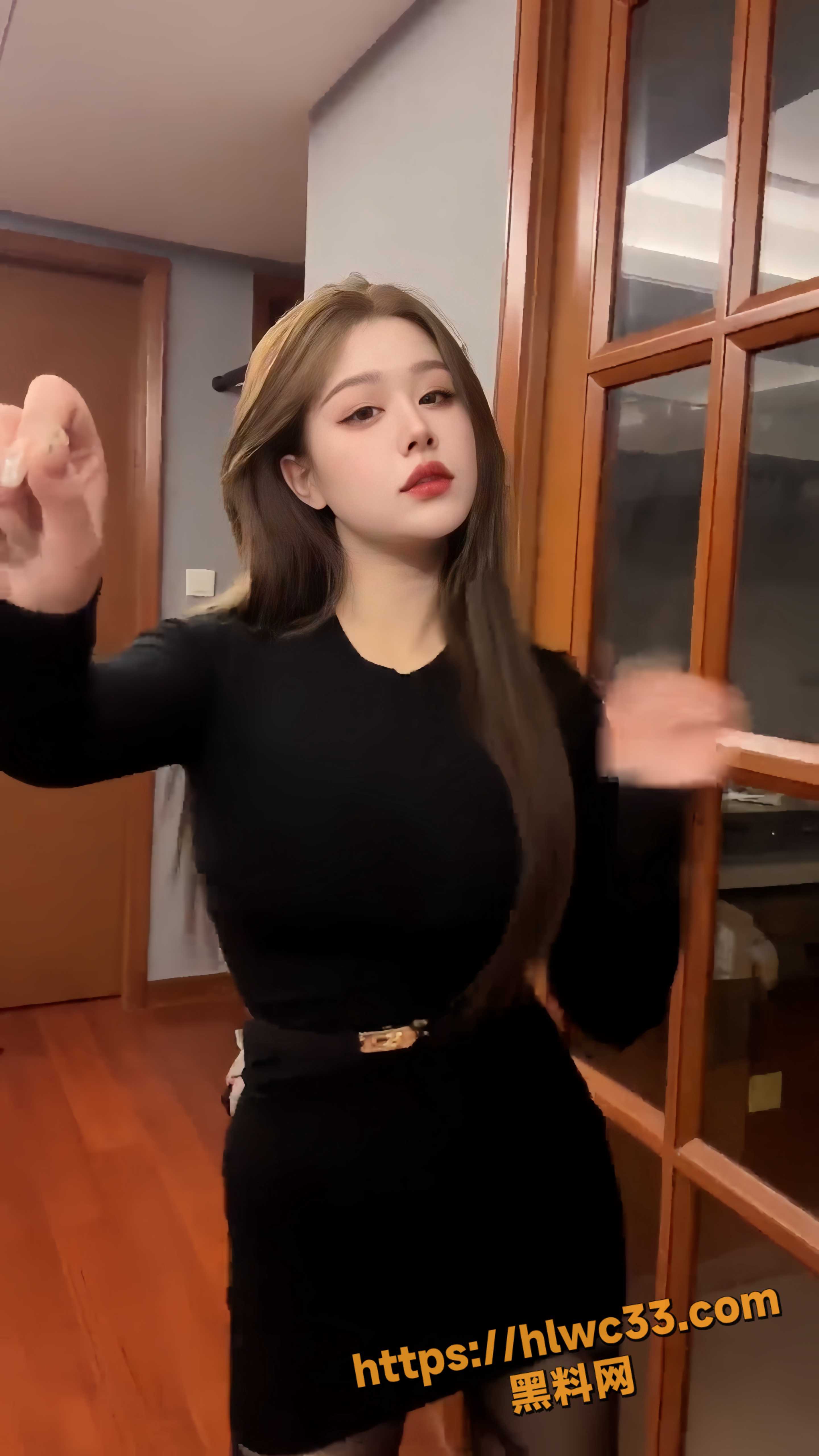 网红简小陌自慰视频2