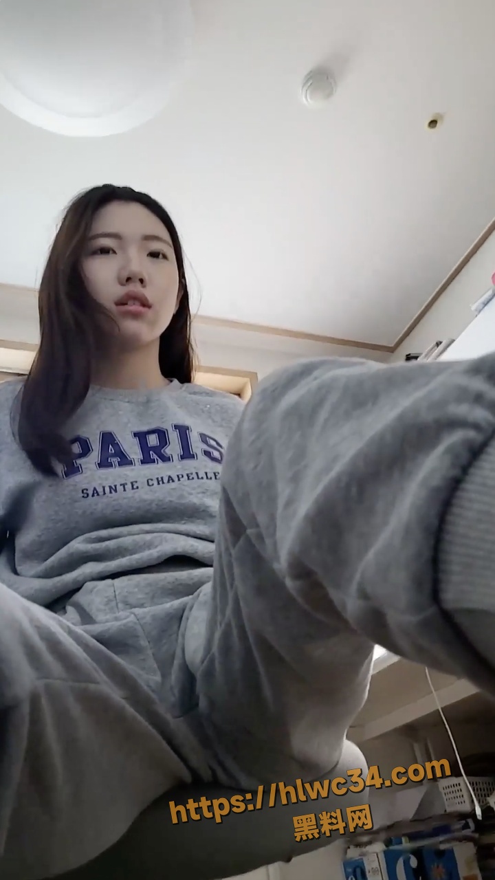 韩国粉嫩少女