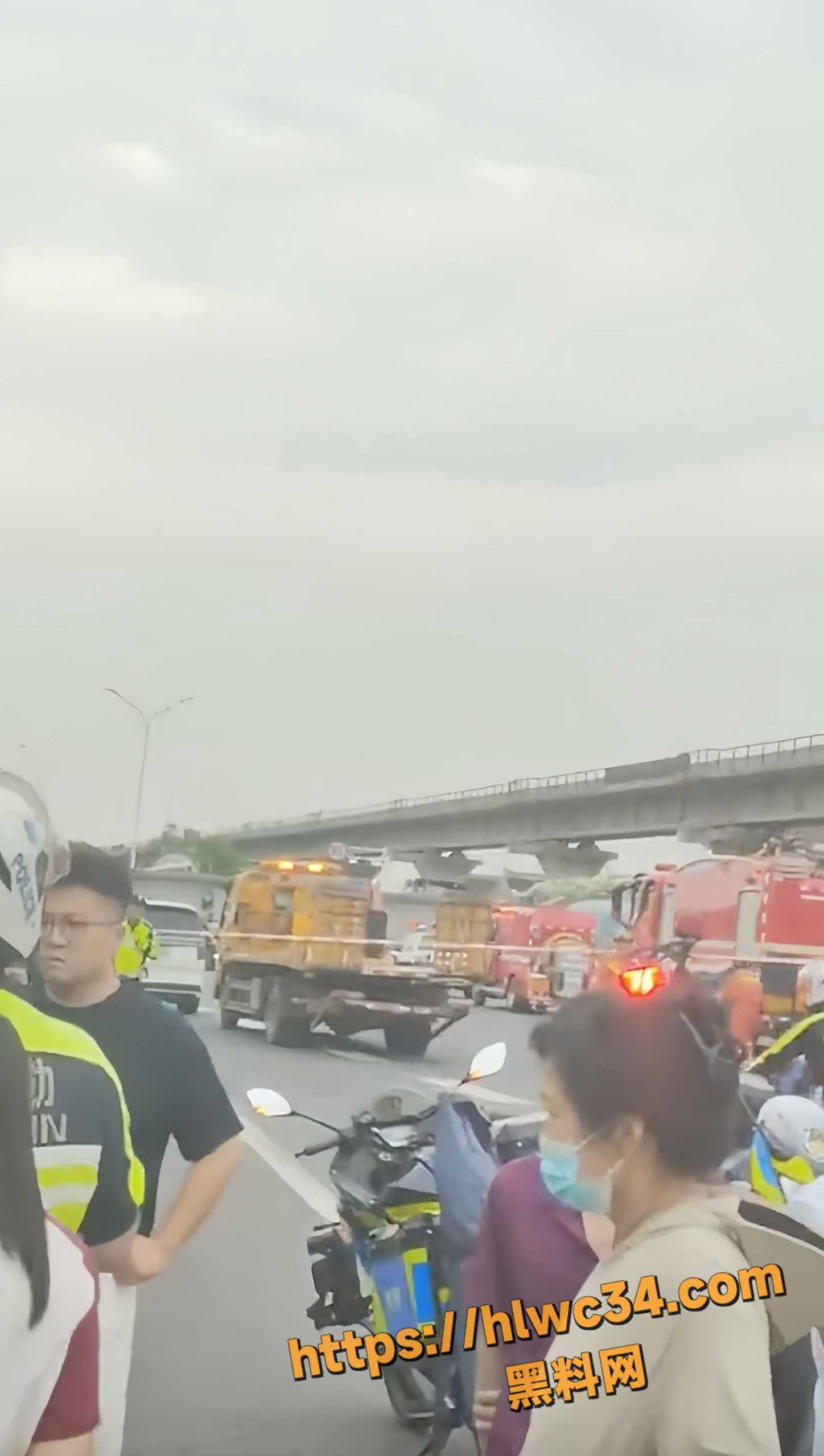 车祸事故救援现场5