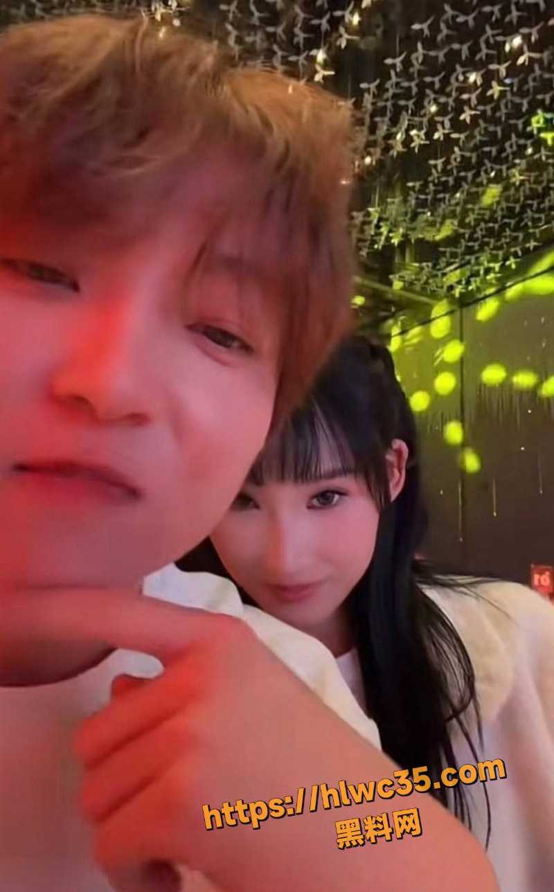 小拐和粉丝性爱视频流出2