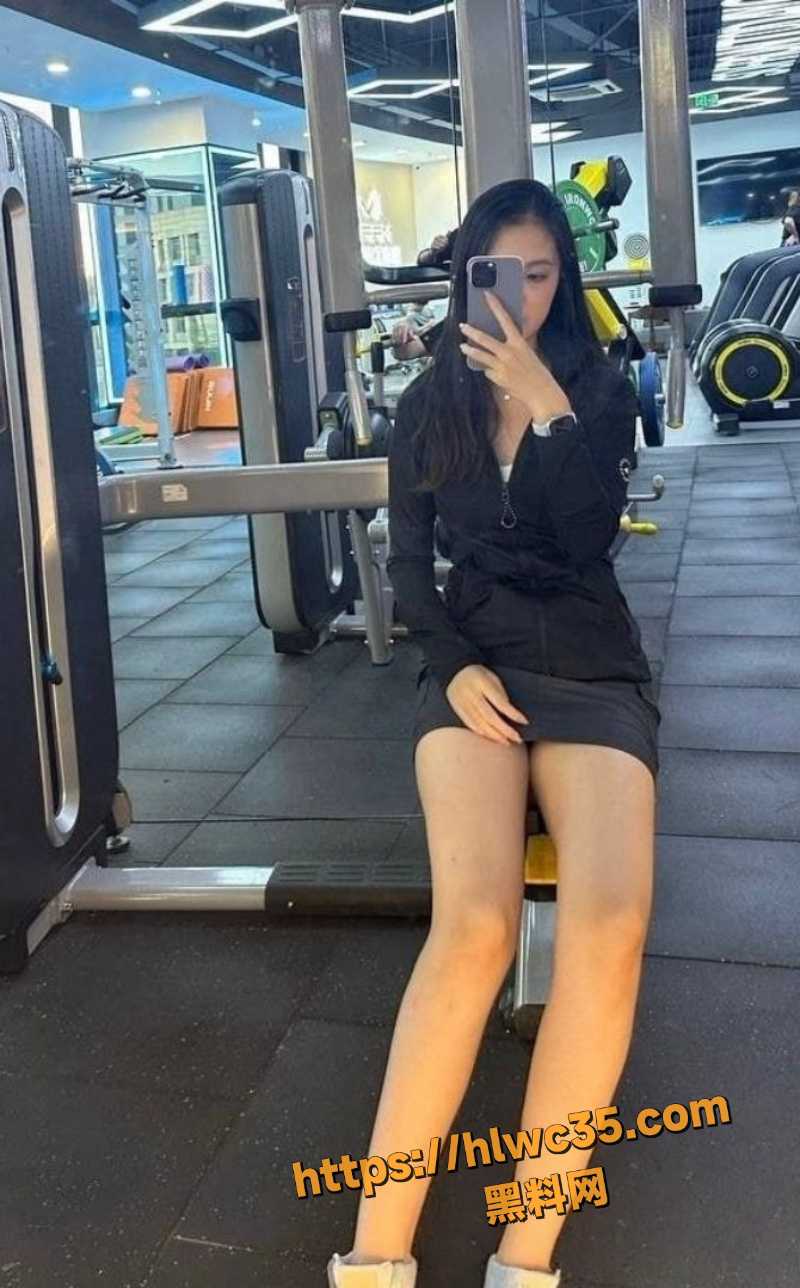 小拐和粉丝性爱视频流出4